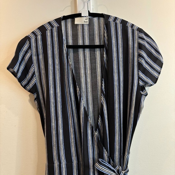 WILFRED FREE Sz M Aritzia Jessa True Wrap Striped Lined Skirt Maxi Flowy Dress - Picture 5 of 12